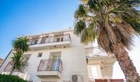 Apartamentos Felipe, alojamiento privado en Šušanj, Montenegro
